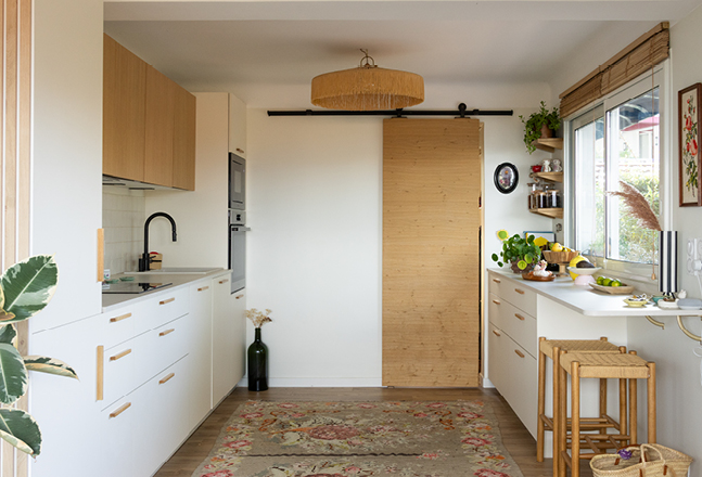 Cuisine blanche et bois à Anglet - Gradignan