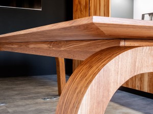 table en bois massif