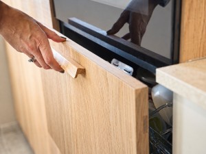 conception cuisine blanche et bois a montbrison