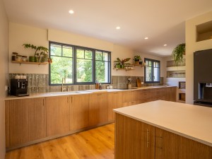 fabrication cuisine bois landes