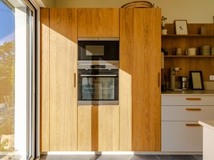 installation cuisine blanche et bois chiberta anglet